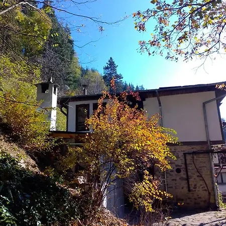 Yakusha - якуша, בית נופש *