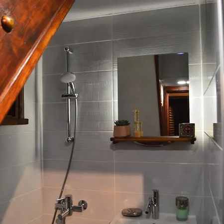 Holiday home Yakusha - якуша, Shiroka Luka (Smolyan)