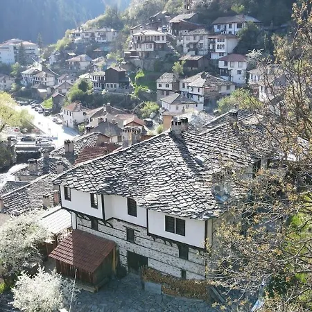 Yakusha - якуша,