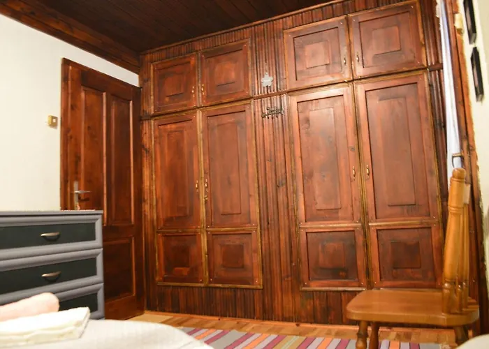 Yakusha - якуша, Holiday home Shiroka Luka (Smolyan)