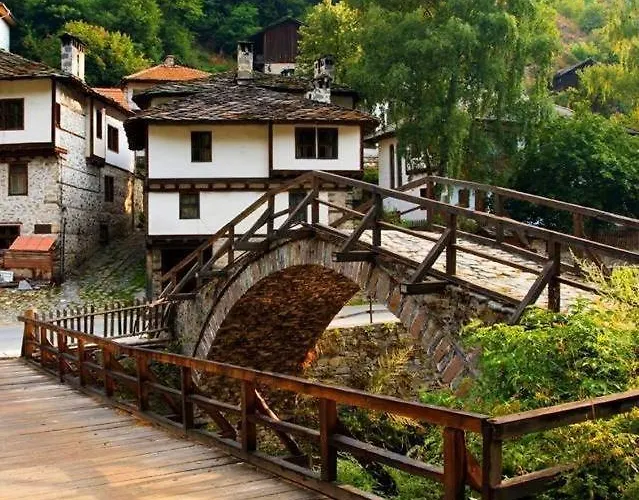 Yakusha - якуша, * Shiroka Luka (Smolyan)