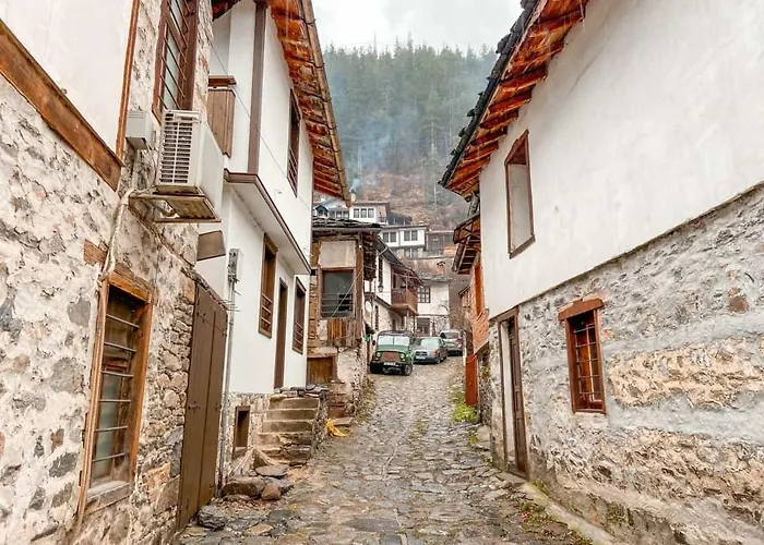 Yakusha - якуша, Holiday home